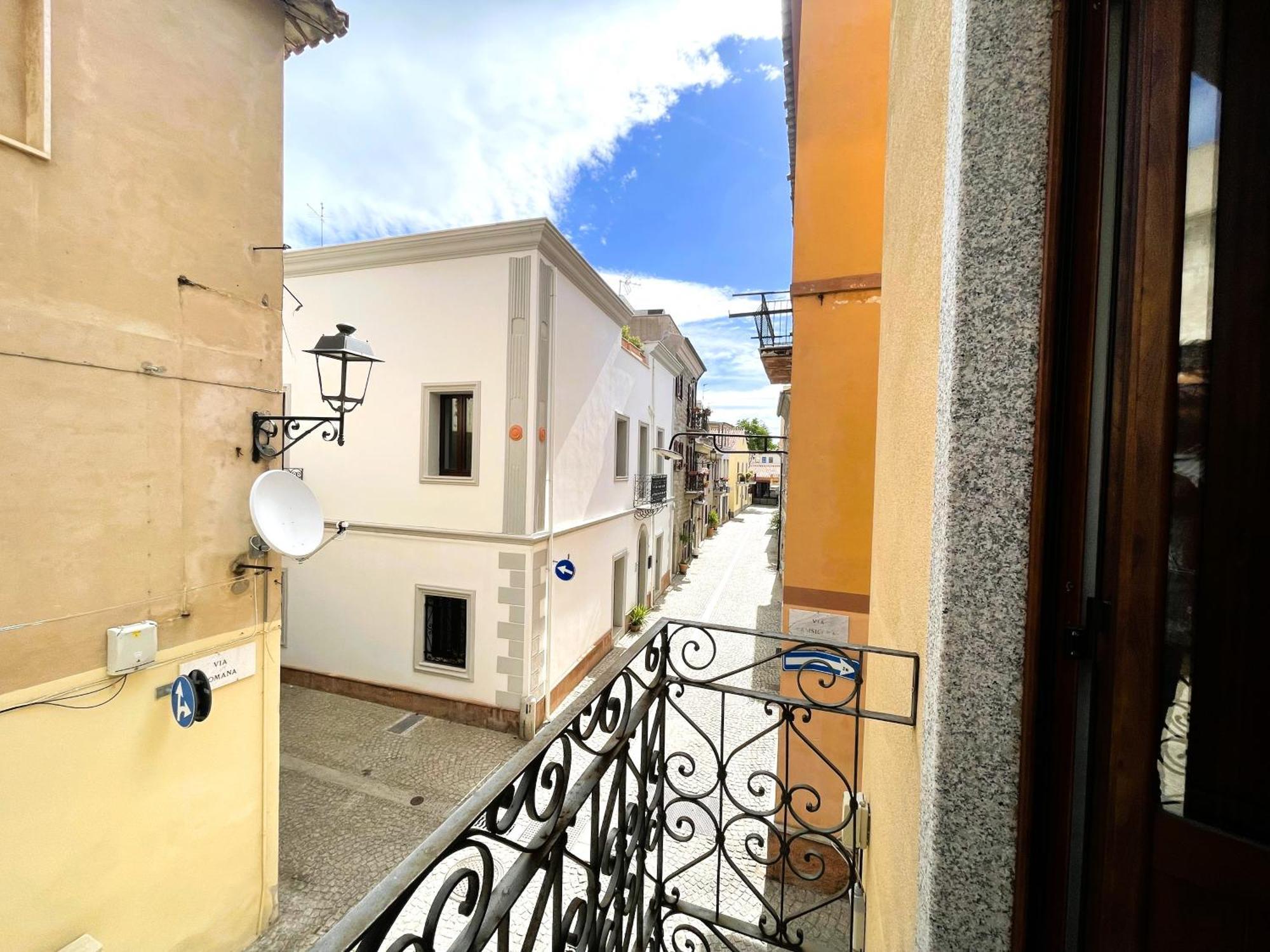 Amsicora 8 Lt Hotel Olbia Exterior foto